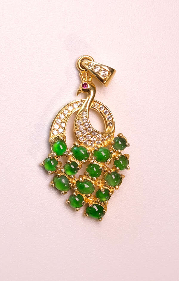 Dazzling peacock jadeite pendant